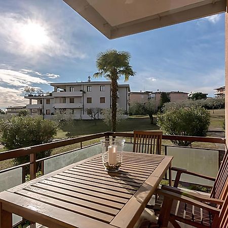 Natural Chic - Close To City Center And Beach - Parking Desenzano del Garda Luaran gambar